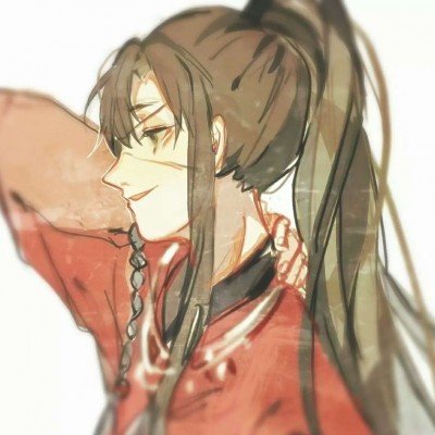 男子被埋5位好心人徒手抬墙救人